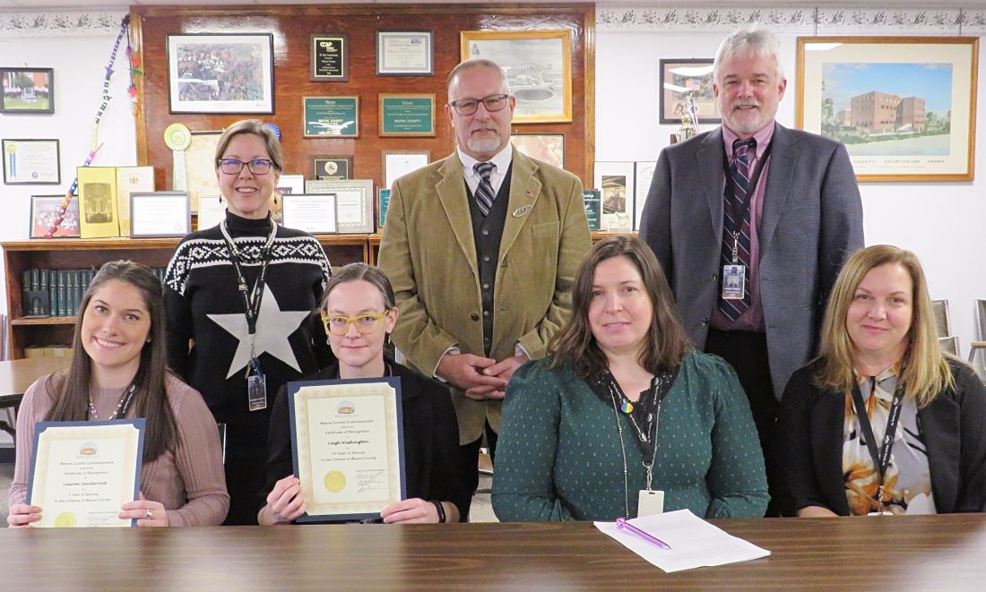 Leigh Washington, 10 years, and Lauren Sandercock, 1 year, Aging